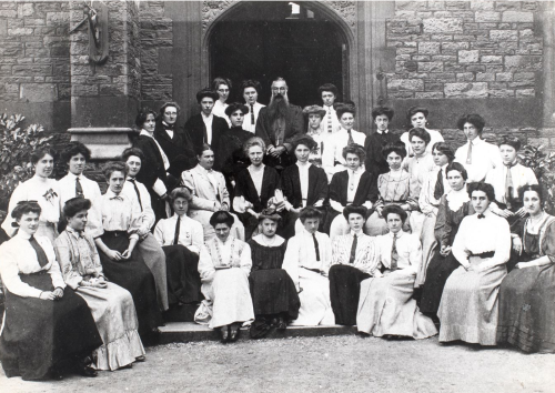 Black and white photograph of staff and early female students c.1910. Archive ref. DM1657/2